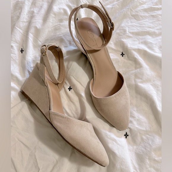 LOFT Shoes - LOFT Suede Cream Wedge Heel Shoes